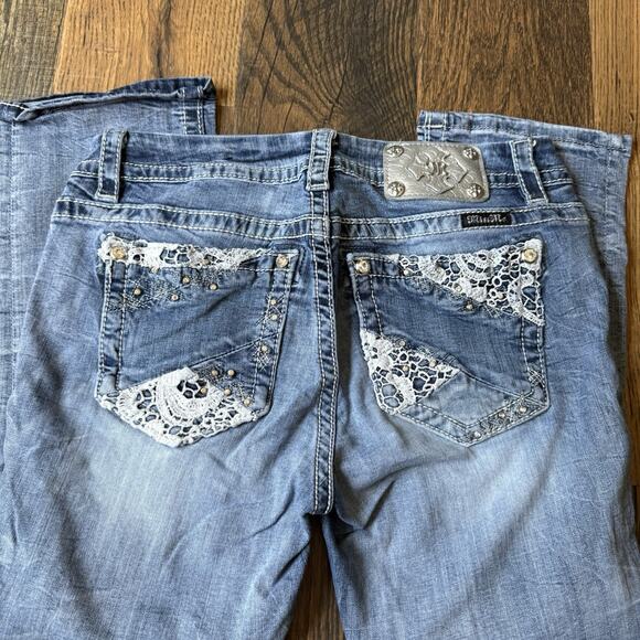 Miss Me Jeans 28 Curvy Crop Mid Rise Lace Pocket Bling Crystal Embellished - Picture 5 of 13
